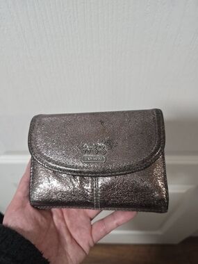 COACH Madison Flap Card Case Small Wallet Silver Pebbled Leather - Well USED